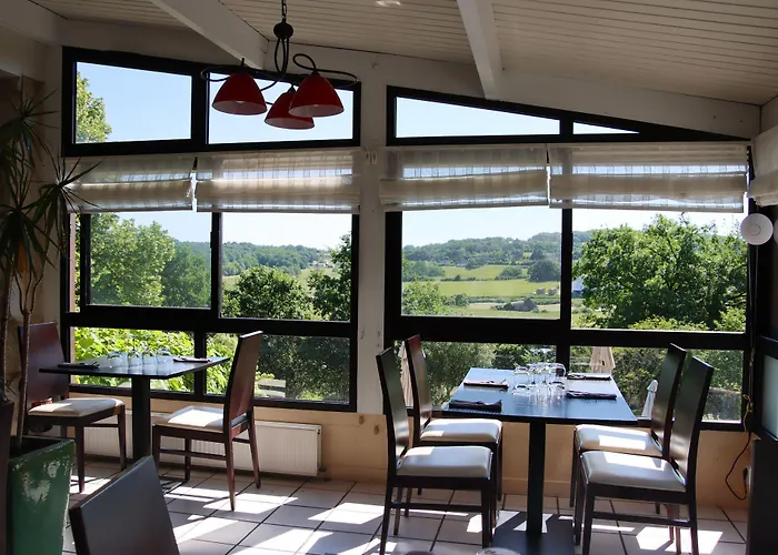 Des 7 Tours Szálloda 3*